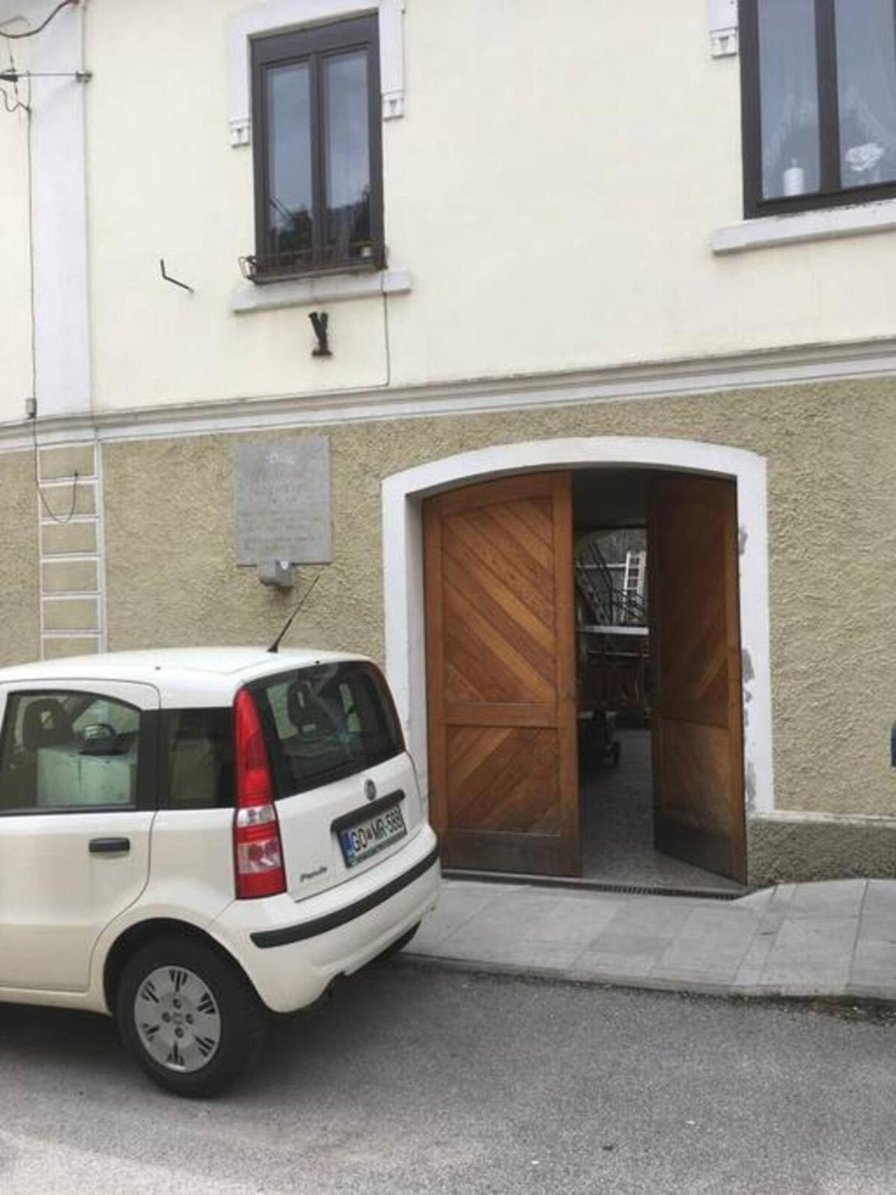 Tolmin Center Apartments Townhouse & Loft Exterior foto